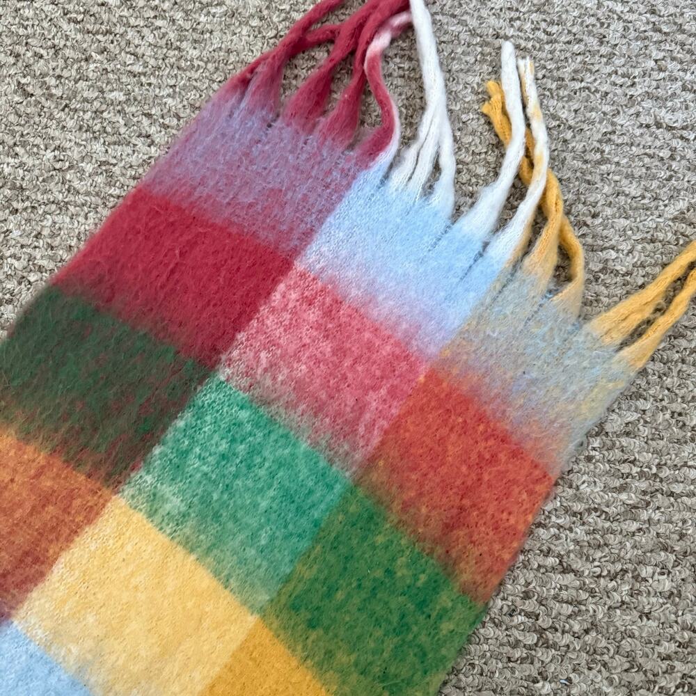 Preppy Women’s Fuzzy Soft Casual Multicolor Textured Long Scarf Frayed Hem - Picture 4 of 5